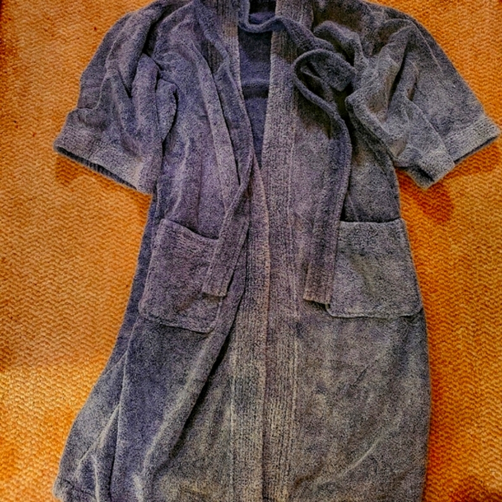 Guess Men's bathrobe (not sold)/copied listing